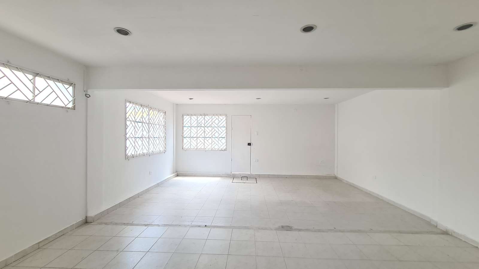 Casa Comercial en SAN CARLOS