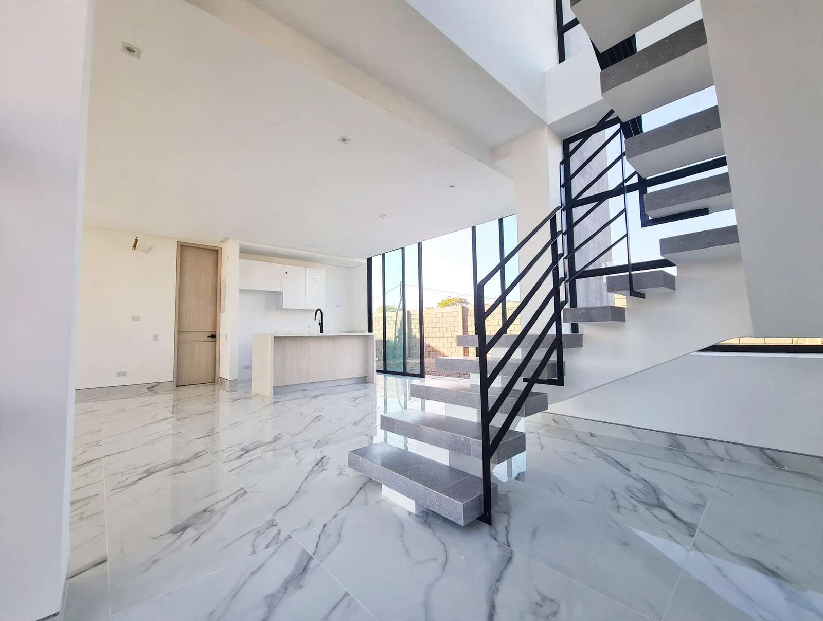 Casa en BAJO OSTION